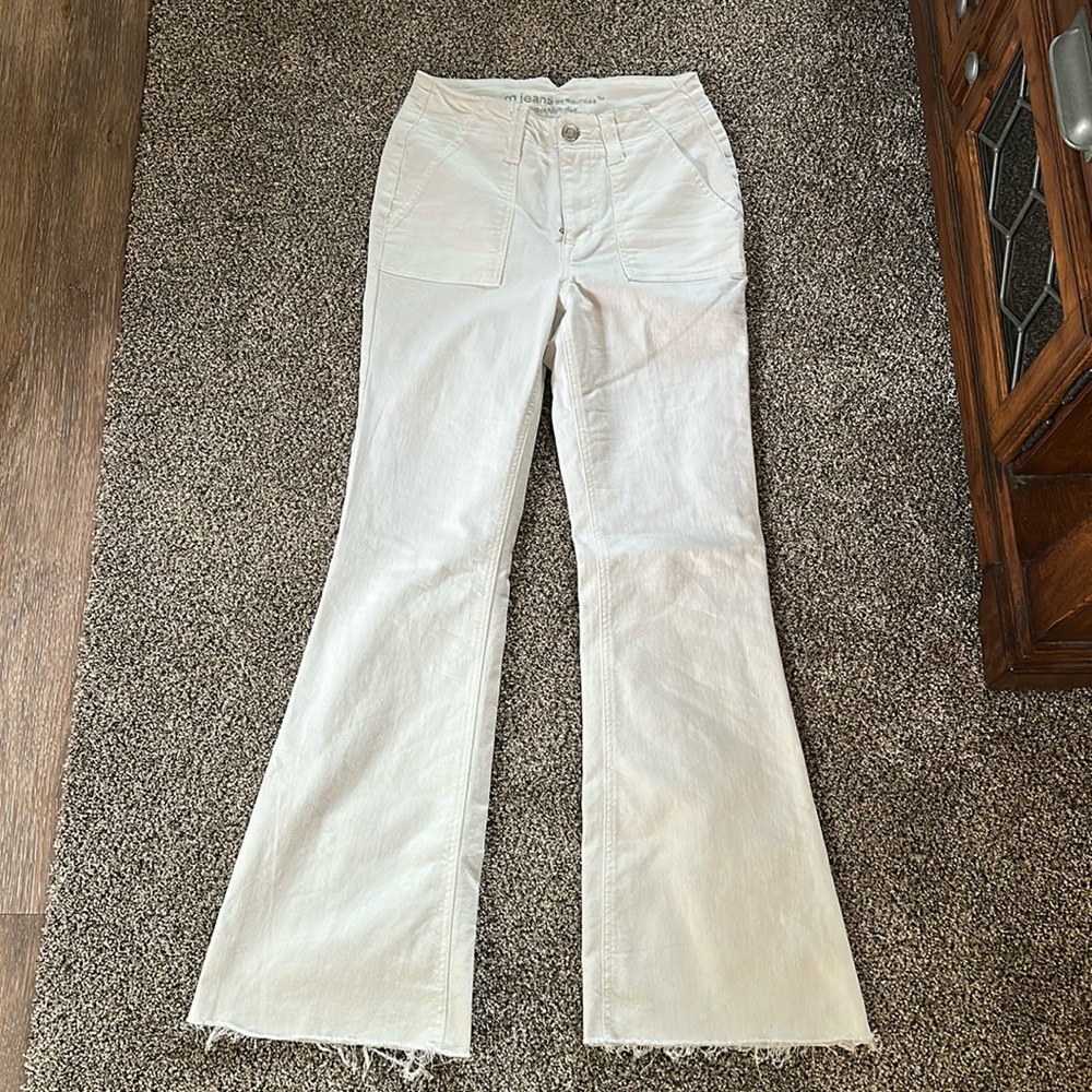 Maurice’s Super High Rise Flare White Jeans